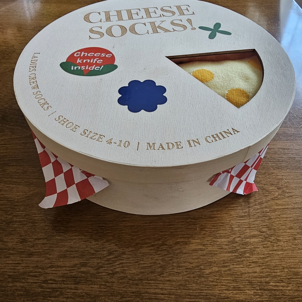Cheese Socks Gift Set - Picture 2 of 6